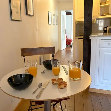 Jour Apartment *